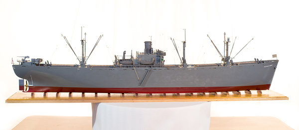 ソフビ　LIBERTY SHIP 1st COLOR 1981.201.0001 Liberty Ship